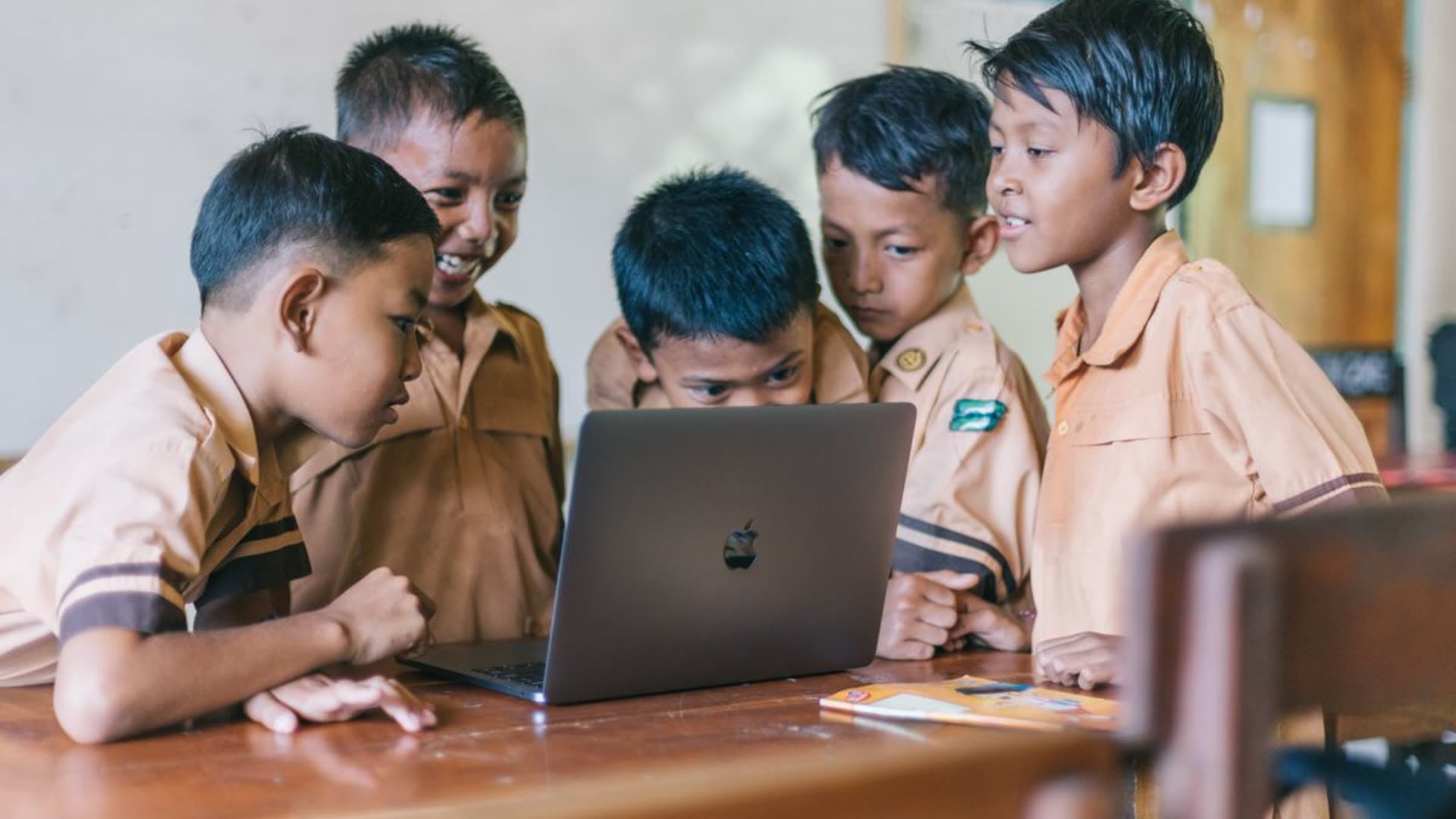 Selamat Datang di SMK Uji MSDKKM9Q